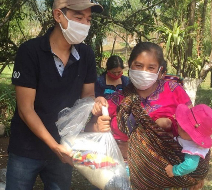 donate a food basket for a family